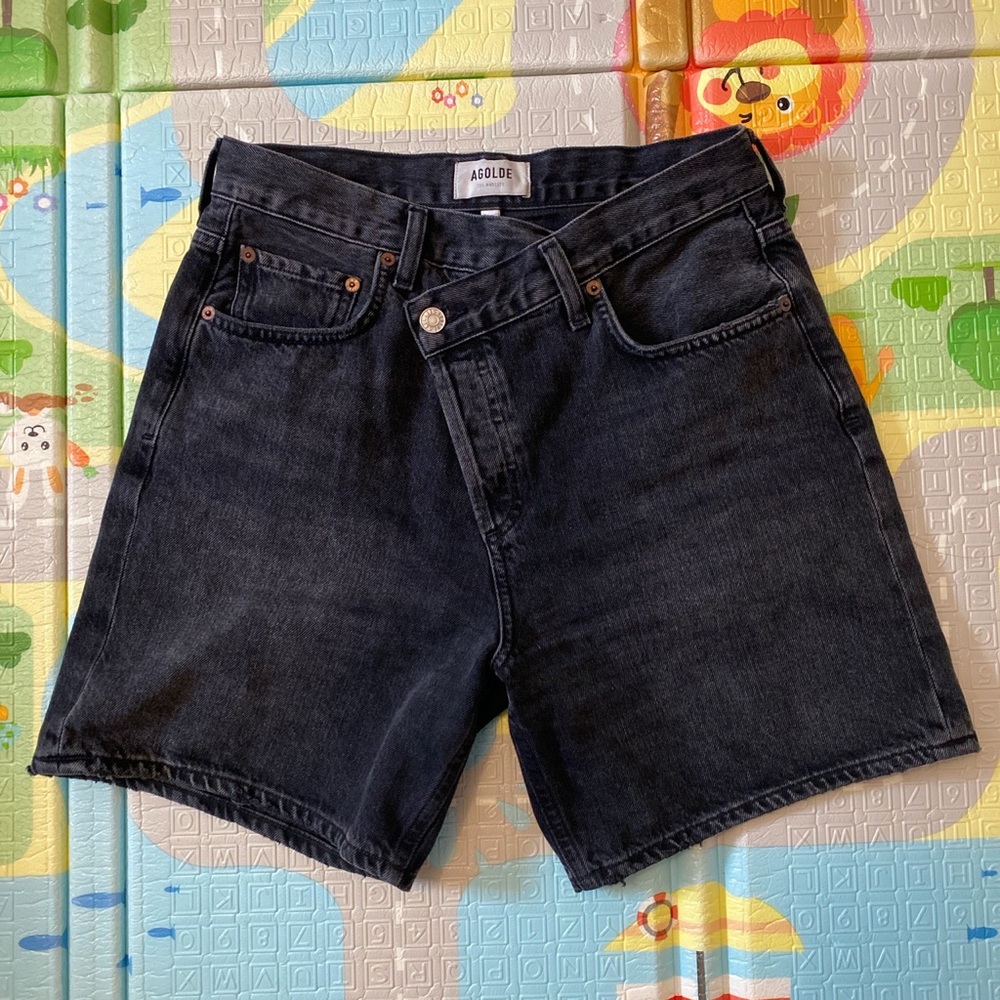 Agolde Aritzia Criss across Shorts - Picture 1 of 1